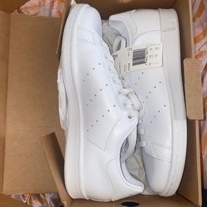 Brand new adidas stan smiths